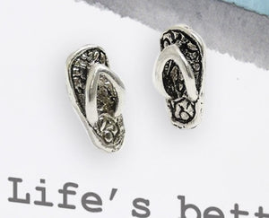 Campevan with silver flip flip earrings