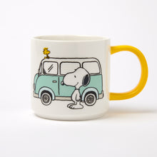 snoopy happy camper mug