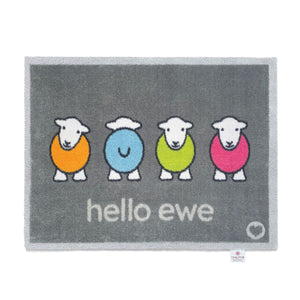 herdy hello ewe hug rug